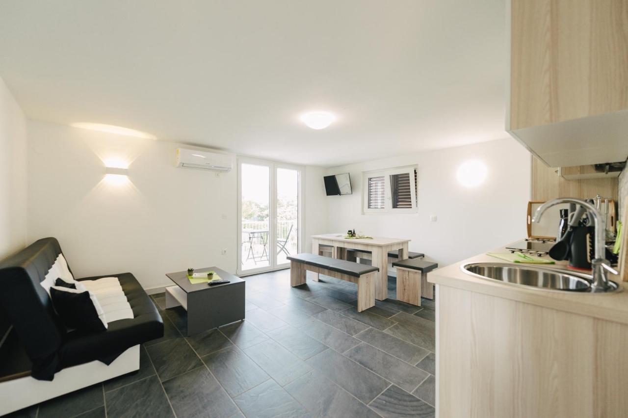קלימנו Villa Sarah מראה חיצוני תמונה
